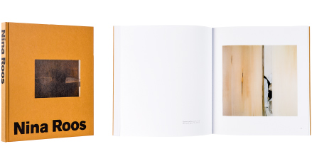 A cover and a spread of the book Nina Roos.