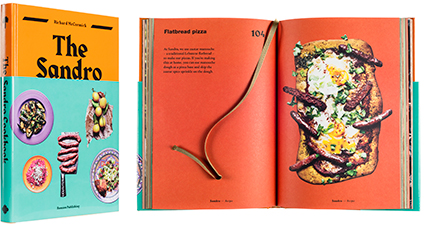 Ett omslag och en öppning av boken The Sandro Cookbook.