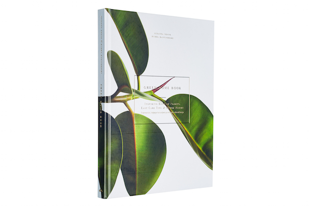 Kansi ja aukeama kirjasta Green Home Book - Inspiring Book of Plants, Easy Care Tips & Green Homes.