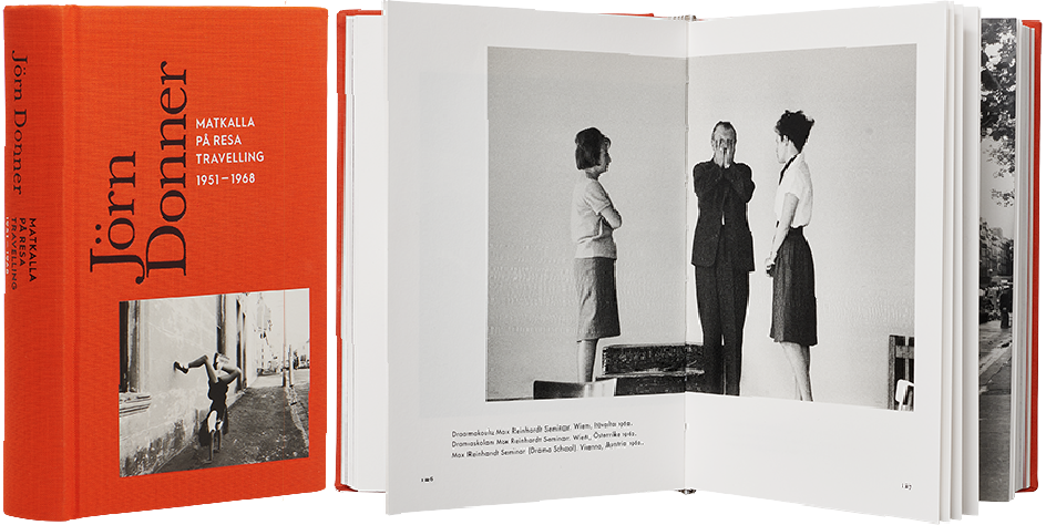 Ett omslag och en öppning av boken Jörn Donner – Matkalla, På resa, Travelling 1951–1968 .